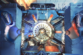 Детектор эксперимента BaBar в американской Национальной ускорительной лабортории SLAC