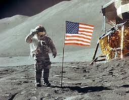 Все флаги США, установленные на Луне американскими астронавтами